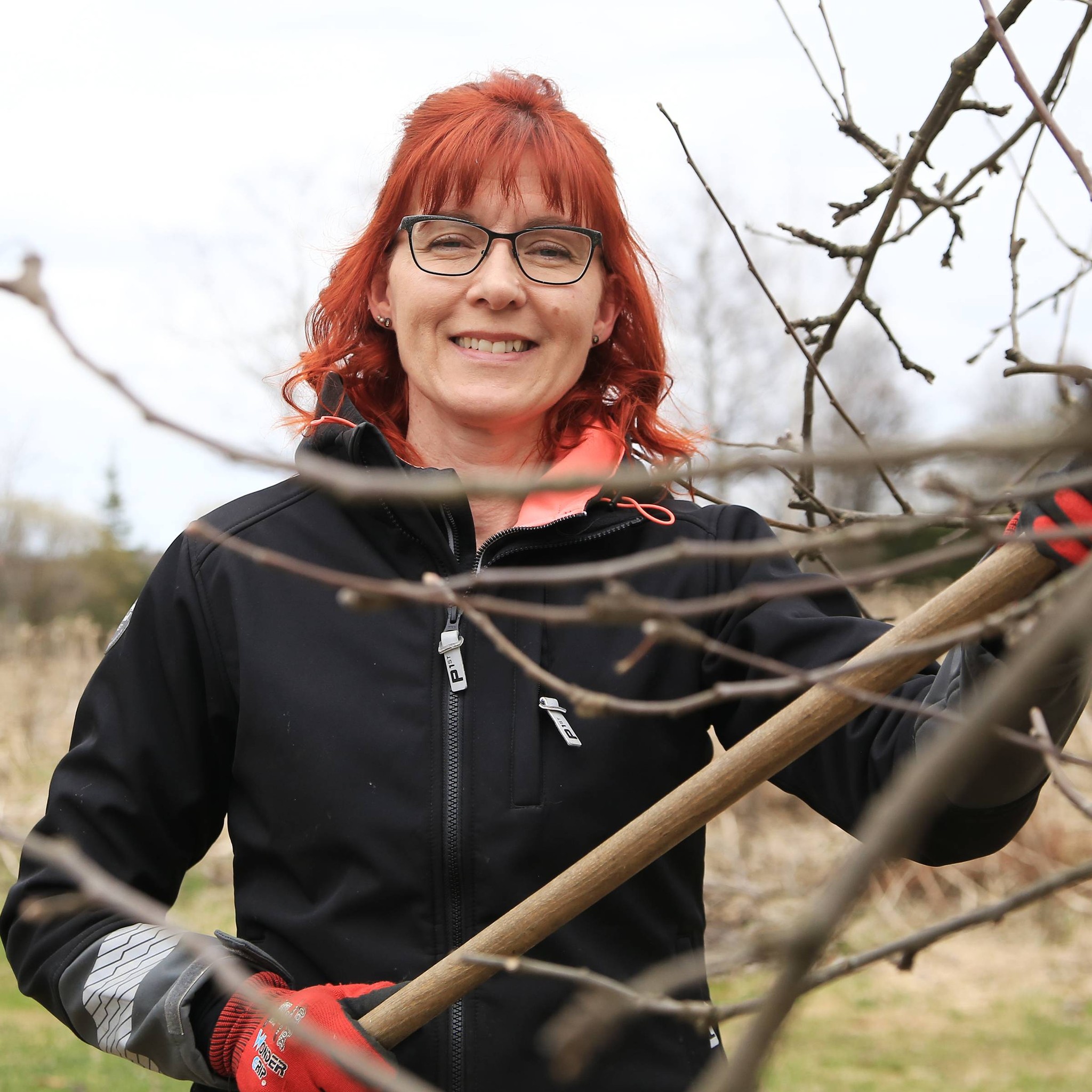 Puutarha-apu Minna Saari